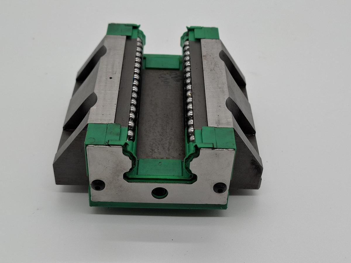 Gebraucht 2 Stück Laufwagen, Führungswagen, KWVE30BE V1 INA, gebraucht-Top