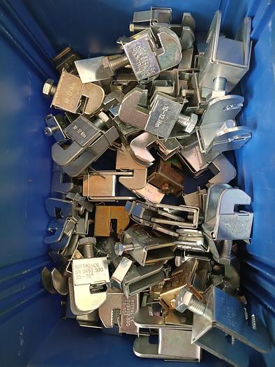 Gebraucht Konvolut an 72 Stück Sammelschienenklemmen, 5kg, Rittal, gebraucht