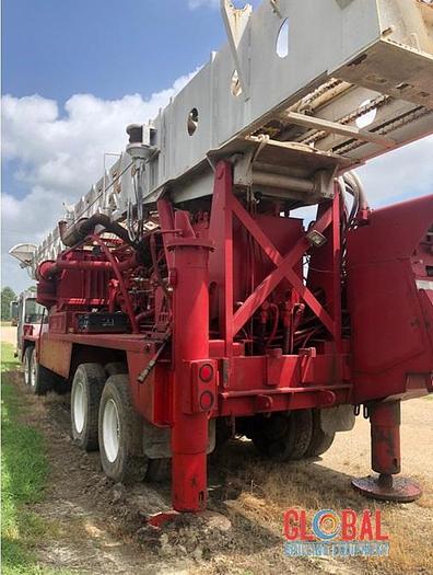 Used Item 0925 : 1983 Chicago Pneumatic Rig (CP700 Magnum)