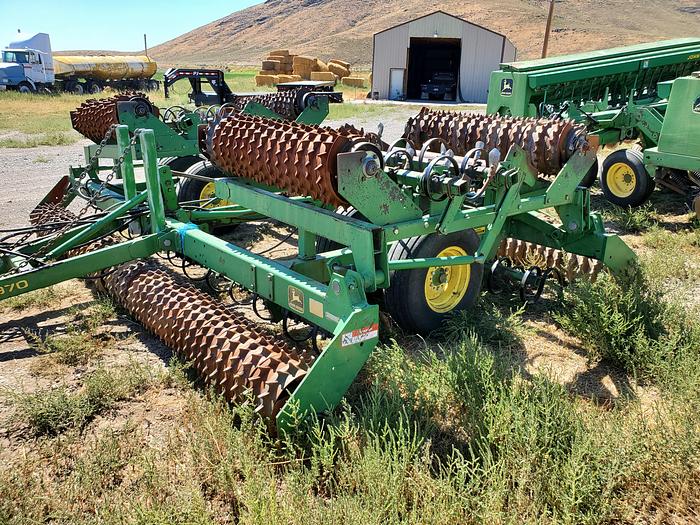 Used 25' John Deere 970 Roller Harrow