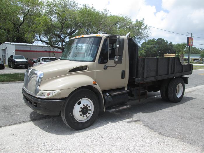 Used 2002 International 4300 Single Axle Dump Truck