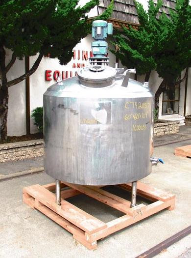 Used Tank, 350 Gallon, S/st, Jkt, Agit, CT/FBTank, 350 Gallon, S/st, Jkt, Agit, CT/FB #C742057