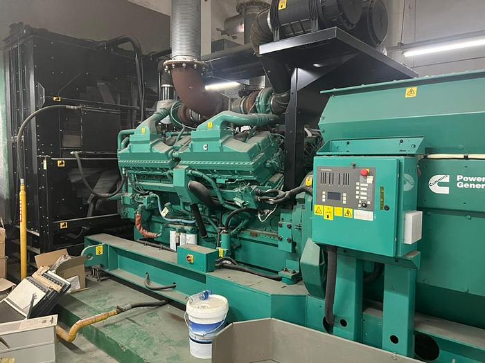 Used Cummins generator very low hours with Stamford alternator