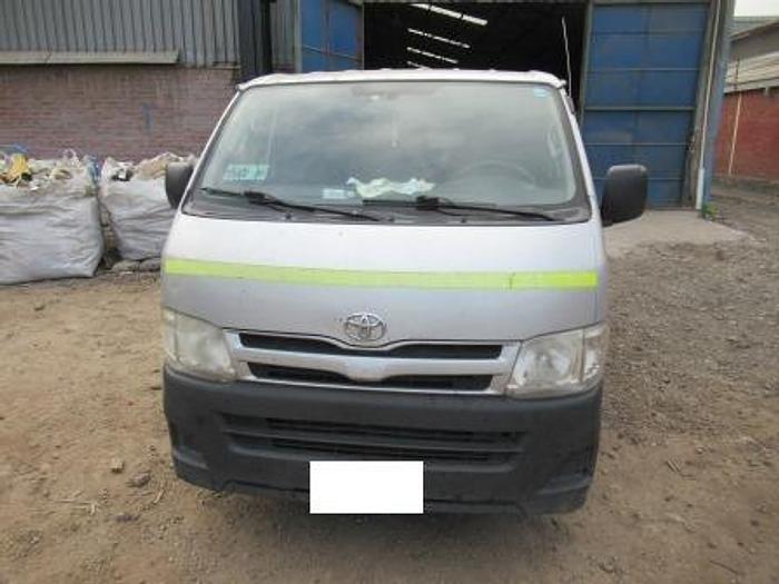 Usado 2013 TOYOTA HIACE 3,0