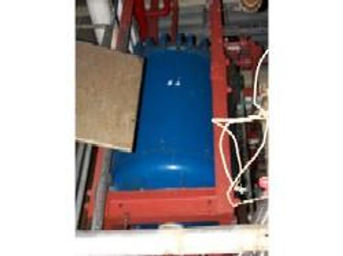 Used Pfaudler 100 gallon vertical #5015 glass lined vacuum receiver