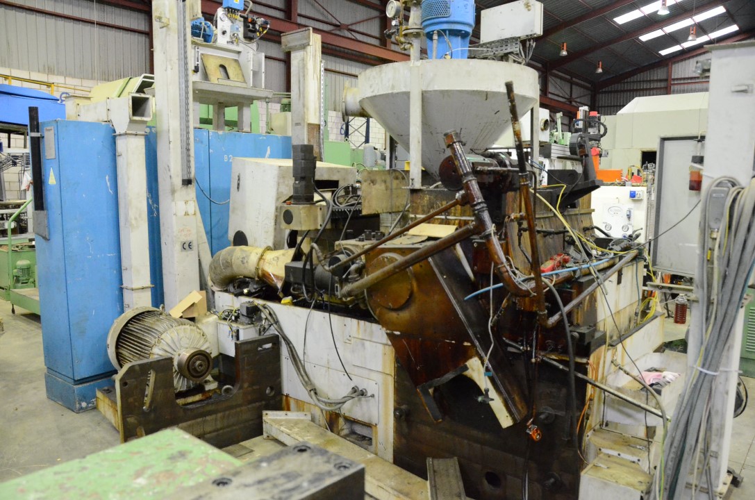 Usado 1999 ESTARTA 327 CNC Rectificadoras sin centros #4401