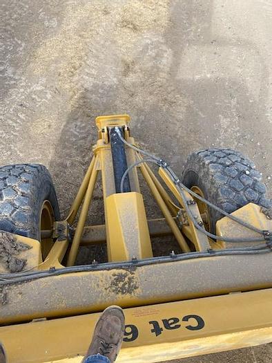 Used Cat 60 Pull Scraper - 13 cyd  ** Converted to All Hydraulic **