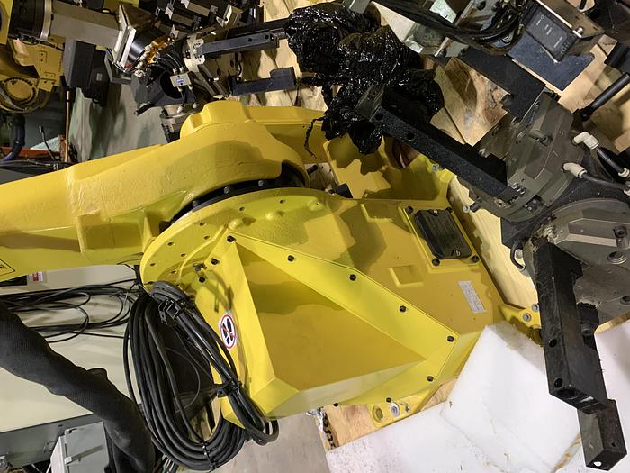 Used FANUC M710iC/70T GANTRY ROBOTIC SYSTEM, R30iA, 8' TALL RAIL X 11'6" OF TRAVEL