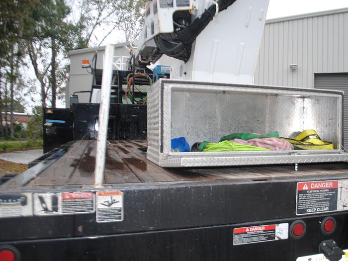 Used Altec LS63 on 2015 International 4300 SBA 4x2 Reg Cab Flatbed Truck - M37501