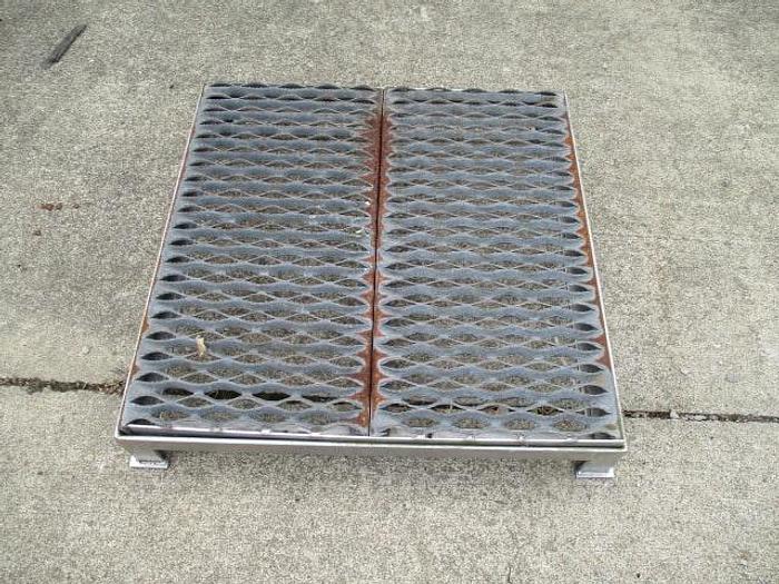 Used Work Platform; 24"x24"