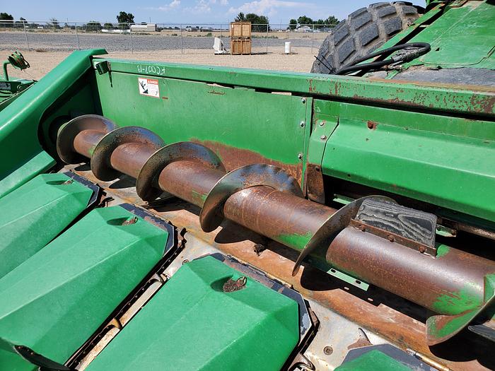 Used John Deere 9600 Combine w/ Corn + Grain Heads