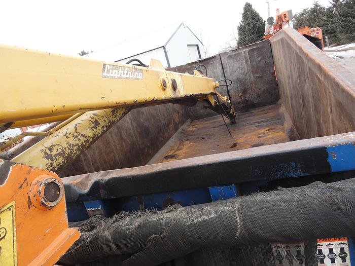 Used 2004 International / Peterson  4300 / TL