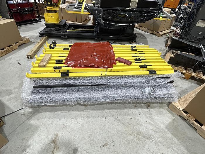 Used FANUC FANUC ARC MATE 120iB MIG WELDING CELL WITH LINCOLN 455M AND INDEX TABLE 5' X 8' RJ3iB CONTROL