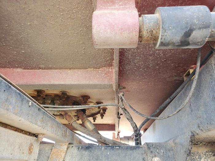 Used Peterbilt w/ Supreme 900T Vertical Feed Box - Allison Transmission