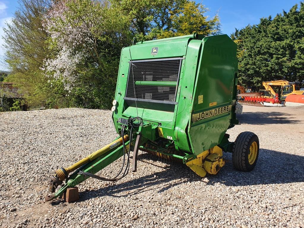 Used John Deere 570 Round Baler