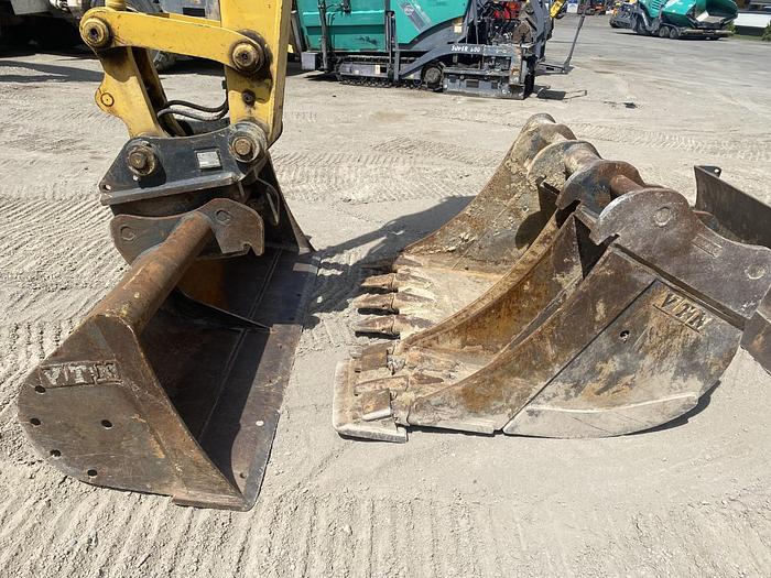 Usato 2016 KOMATSU PC138US-11