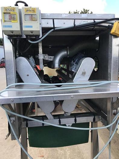 D'occasion PEAL VEGETABLE BLOWER