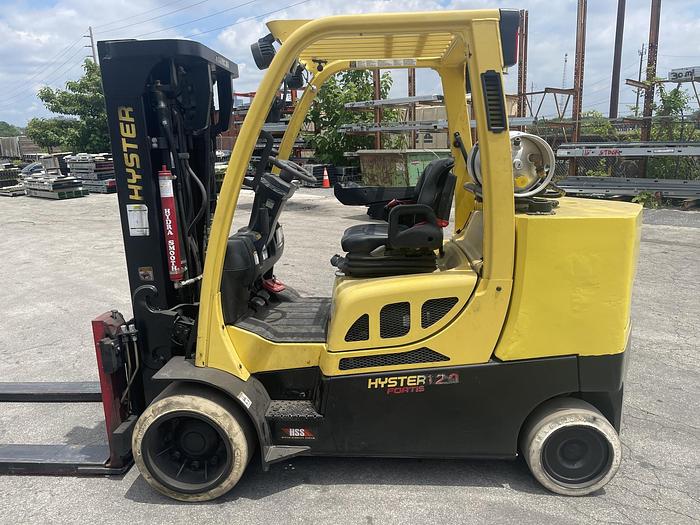 Used 12,000 POUND HYSTER S120FTPRS WITH CASCADE ROLL CLAMP