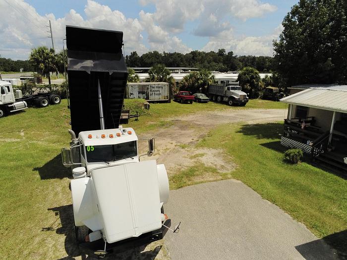Used 2005 PETERBILT 357