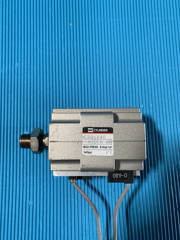 Used SMC Air Cylinder CDQ1B40-40DCM-A8
