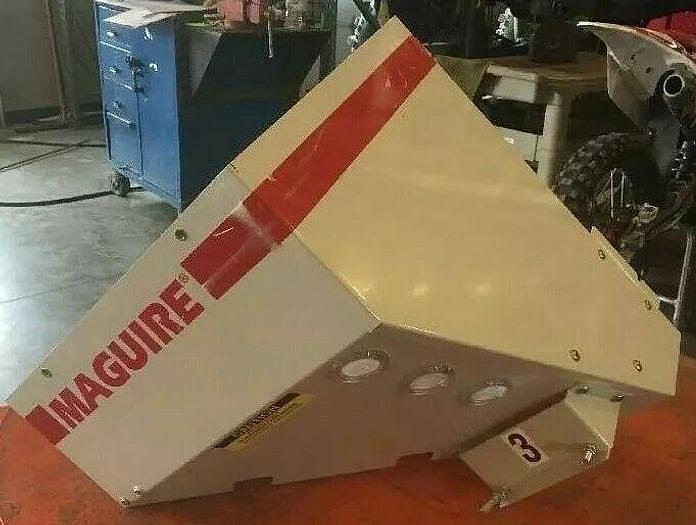 Used MAGUIRE Plastic Resin HOPPER / BLENDER 20" X 20" X 24" Warranty