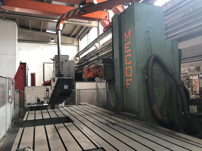 Used MECOF CS 1000/A CNC BED MILLING MACHINE