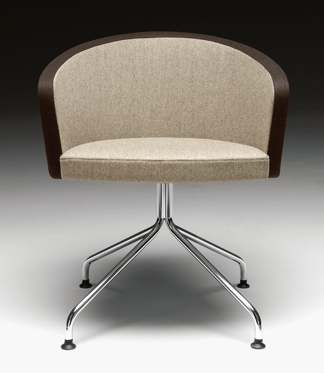 KICCA ARMCHAIR