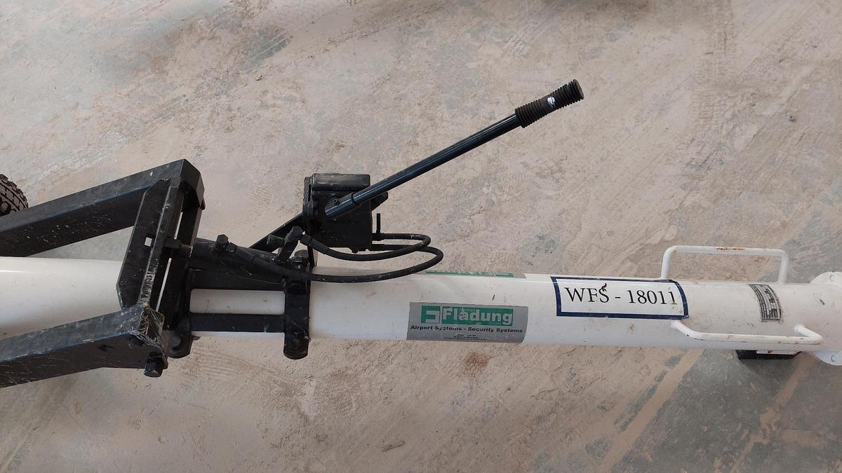 Gebruikt Towbar FSST F70/F100 Fladung