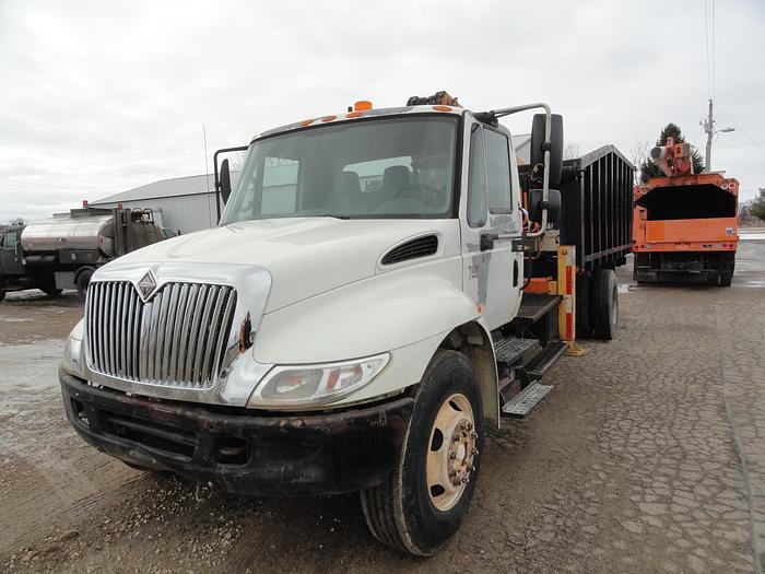 Used 2004 International / Peterson 4300 / TL