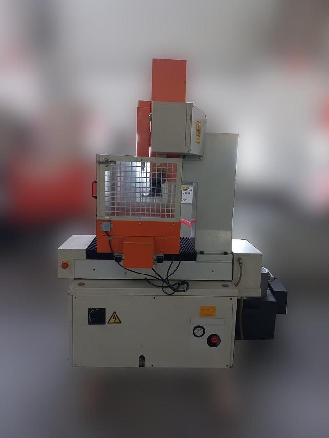 Used 2006 HD30 CNC