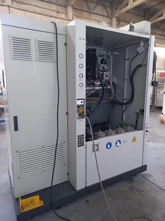 Used 2000 Roboform 35