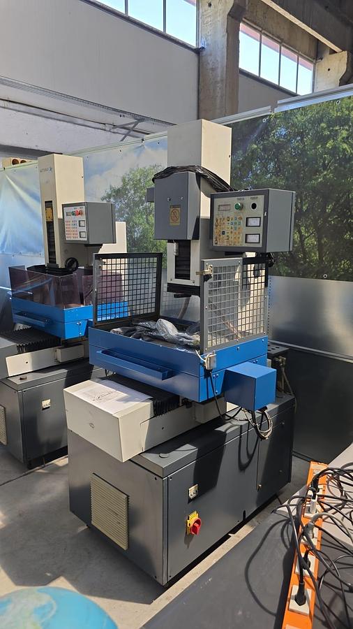 Used 2002 CNC DRILLING EDM