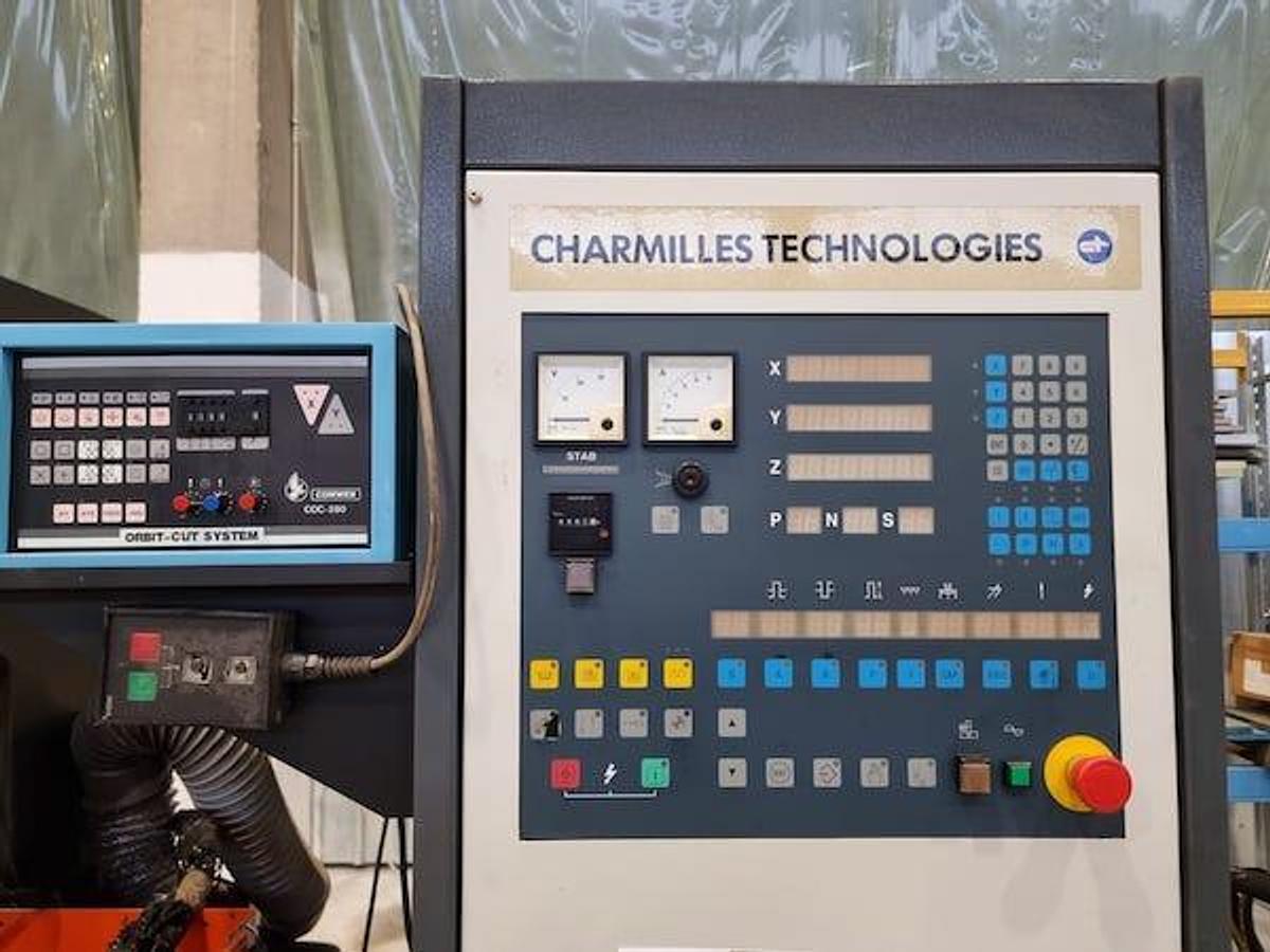 Used 1999 FORM 2LCZNC