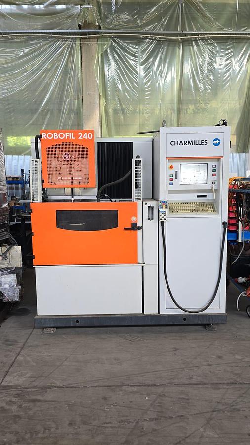 Used 2001 ROBOFIL 240