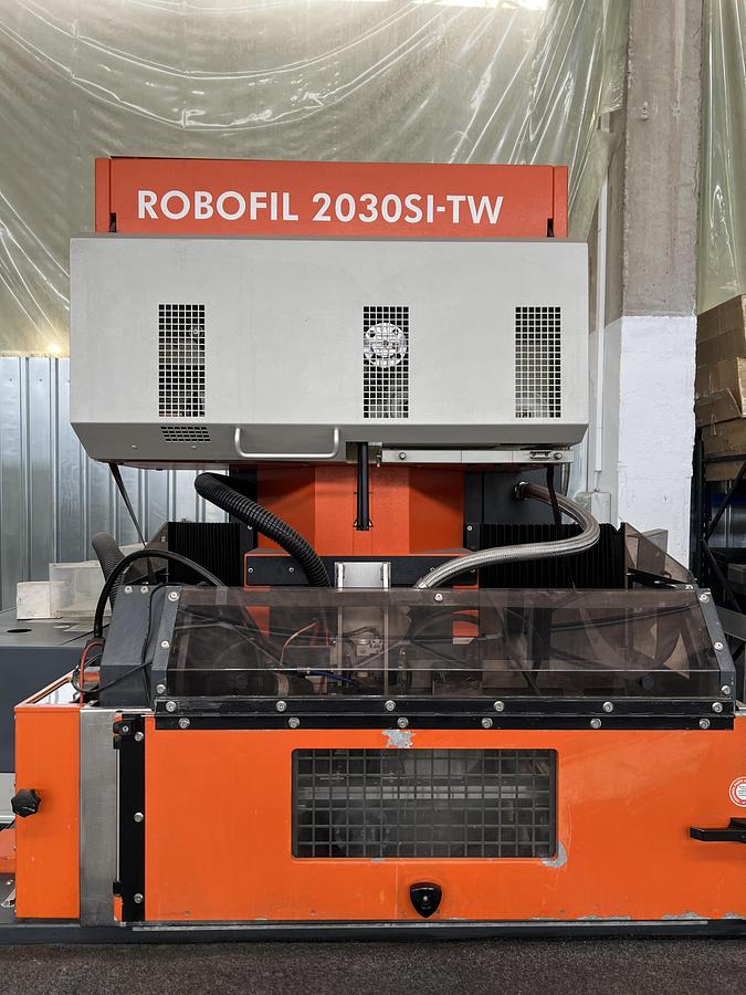 Used Charmilles ROBOFIL 2030SI - TW