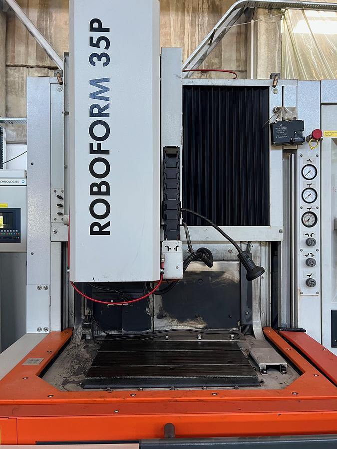 Used Charmilles ROBOFORM 35P