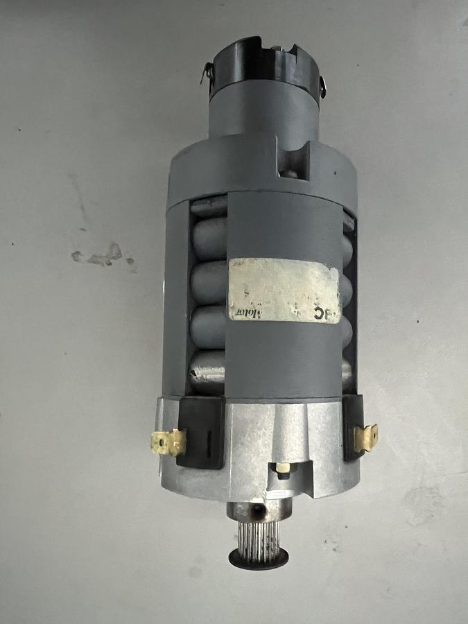 Used 100430610 Motor Small U and V and Wire evacuation