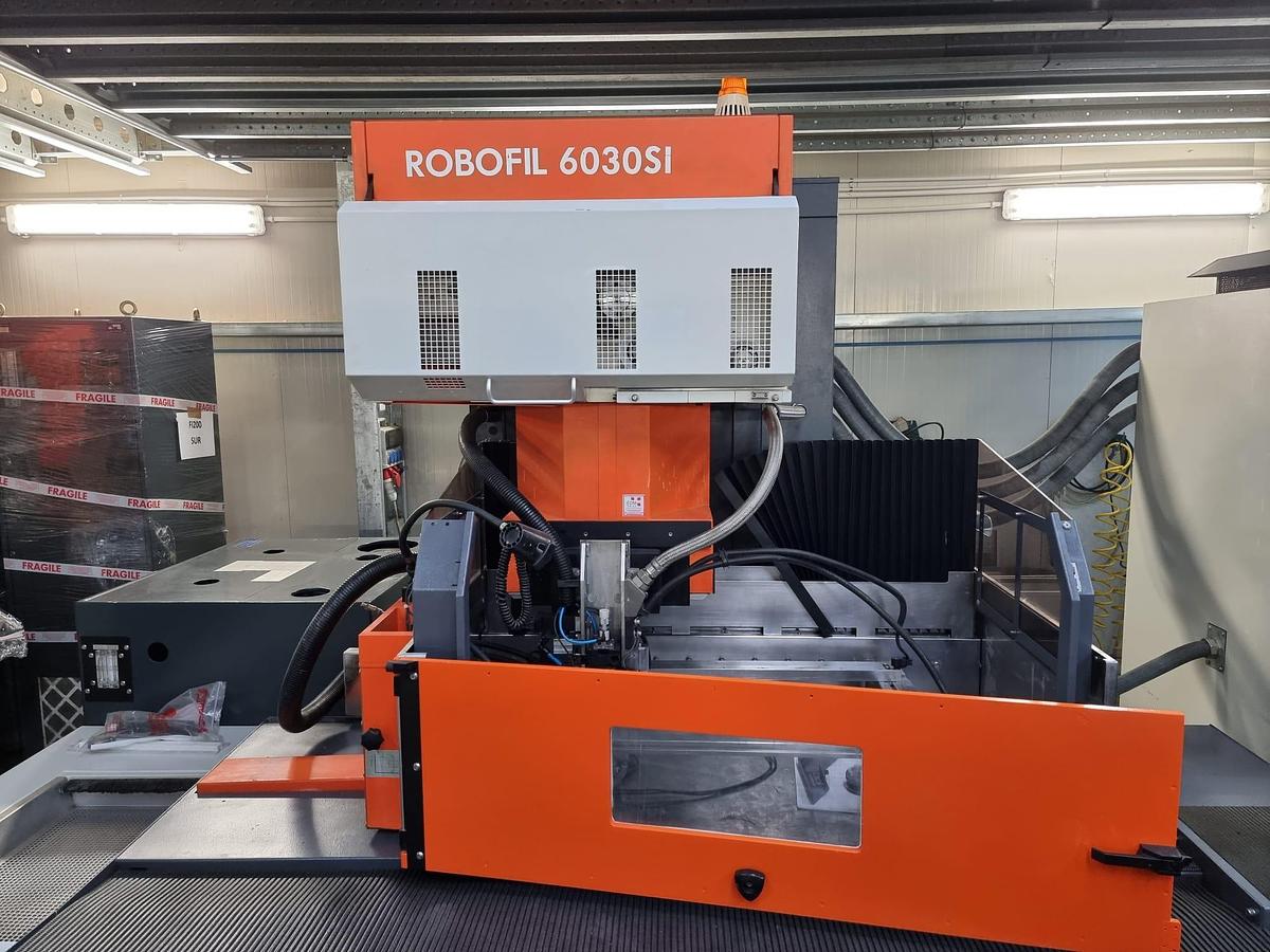 Used 2002 ROBOFIL 6030 SI TW