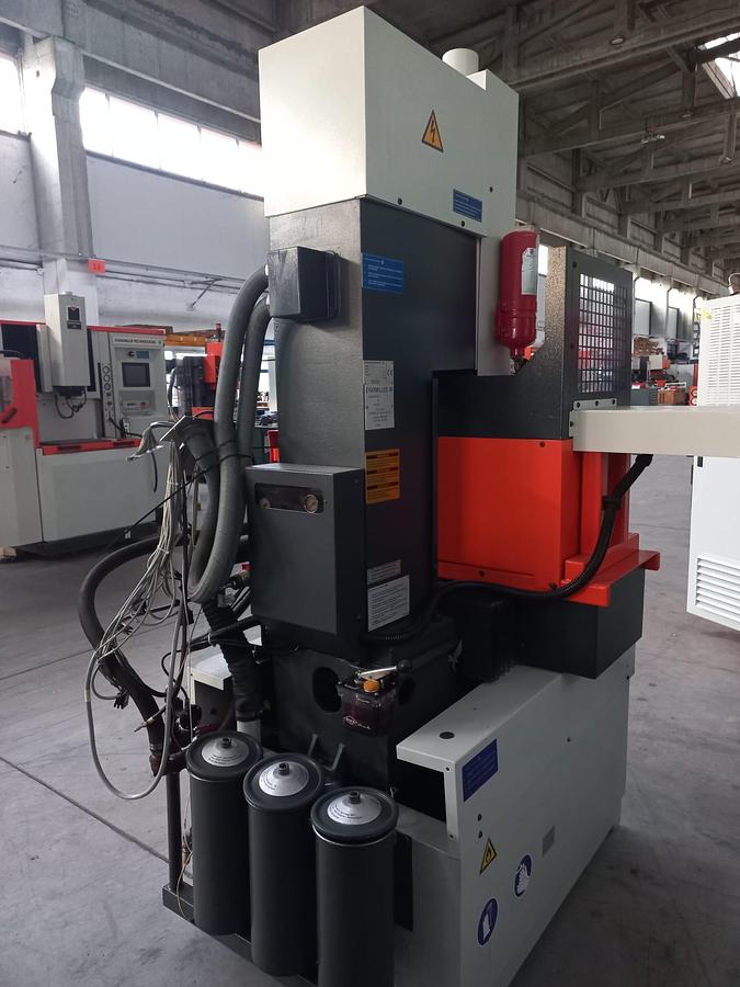 Used 2004 Roboform 22