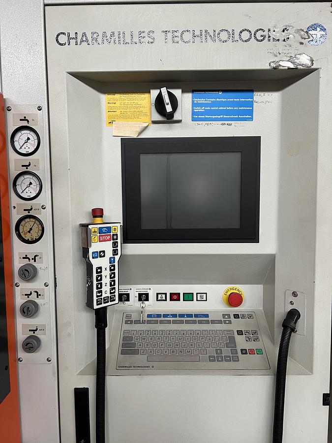 Used Charmilles ROBOFORM 35 RTC