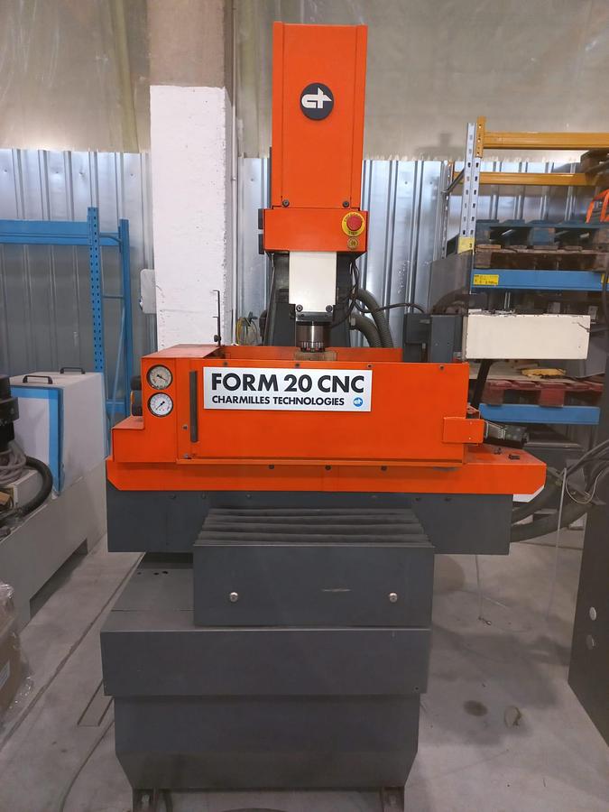 Used 1990 ROBOFORM 20CNC