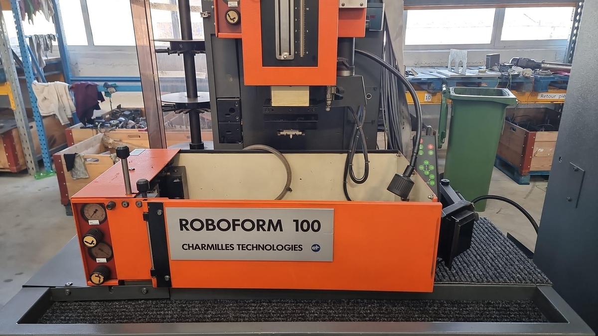 Used 1991 ROBOFORM 100