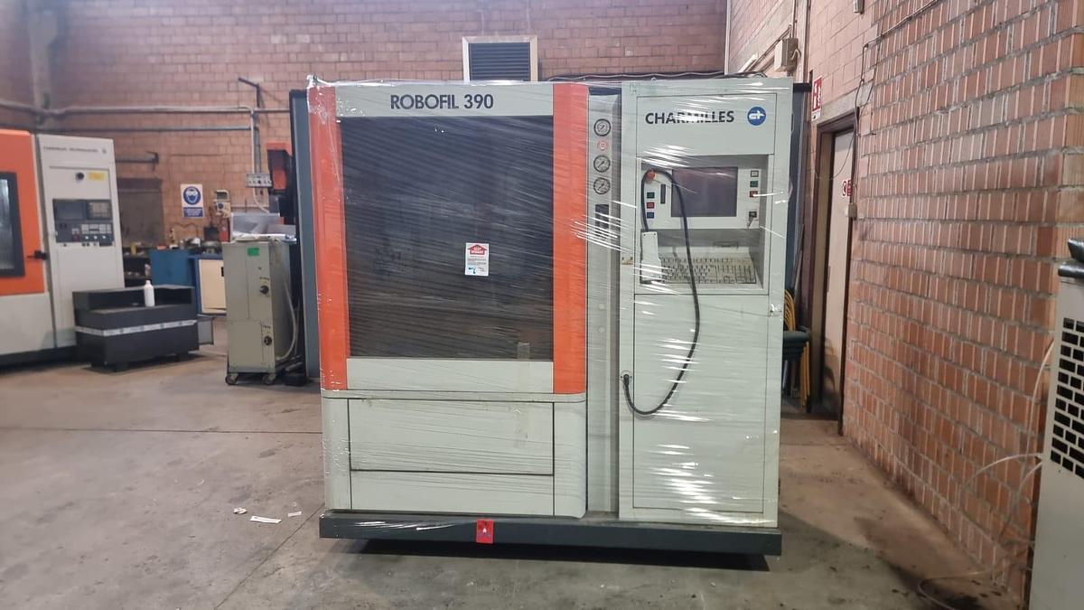 Used 2003 ROBOFIL 390