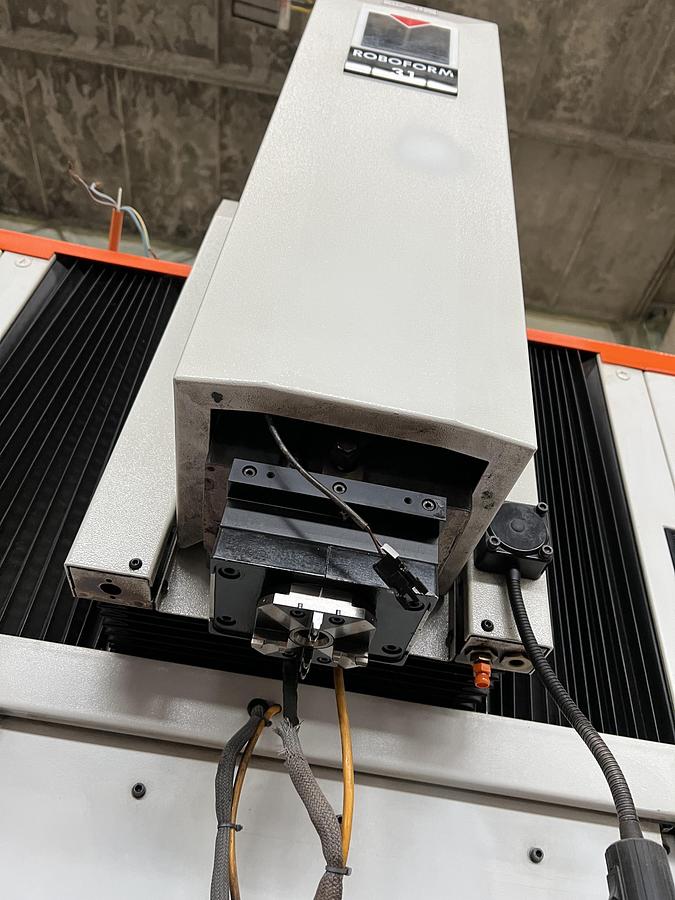 Used Charmilles ROBOFORM 31
