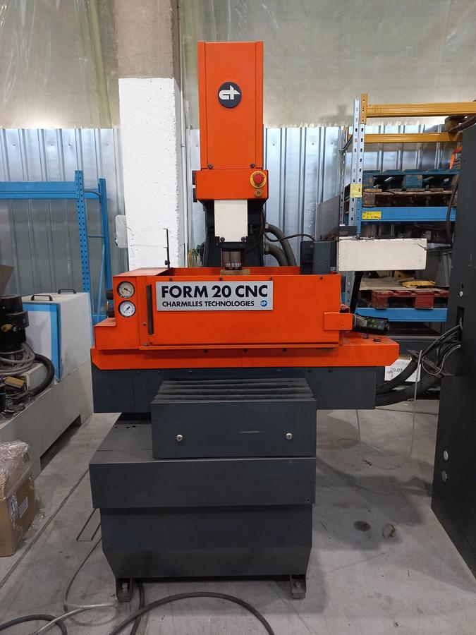 Used 1990 ROBOFORM 20CNC