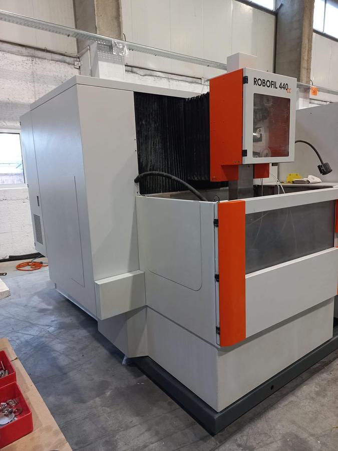 Used 2004 Robofil 440CC
