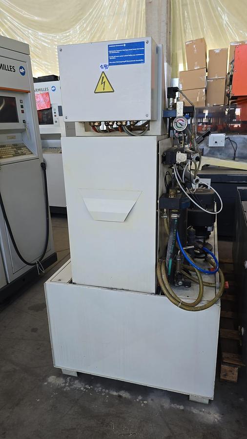 Used 2001 ROBOFIL 240