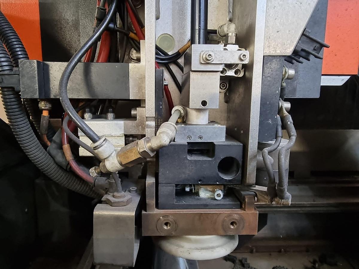 Used 2002 ROBOFIL 6030 SI TW