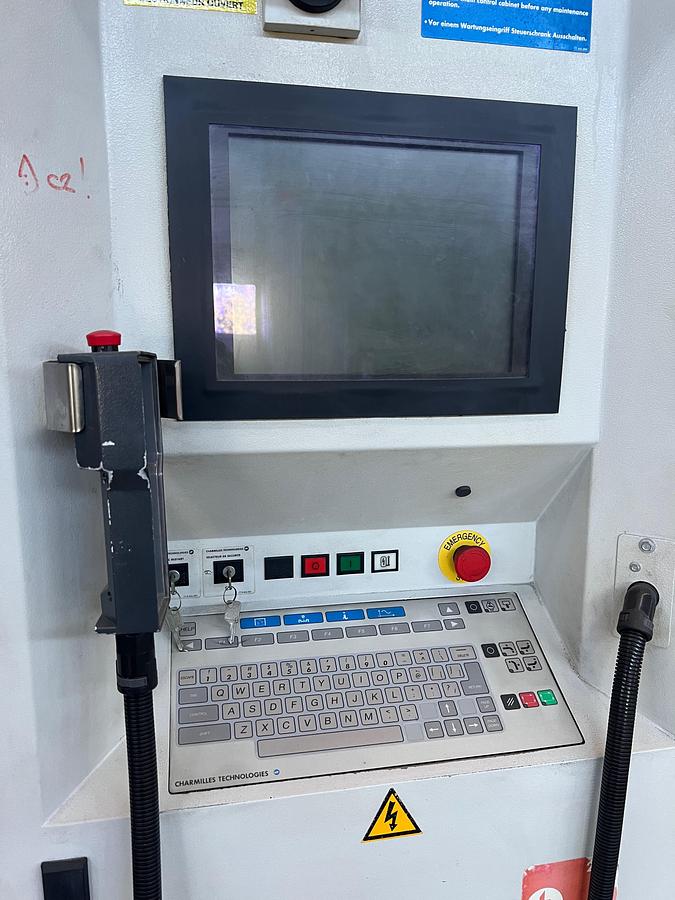 Used Charmilles ROBOFORM 35P