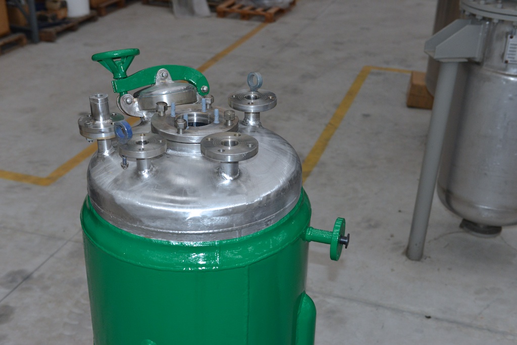 Used Tank F.B.M. from 130 Liters